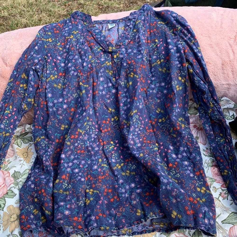 Navy Blue Floral Top